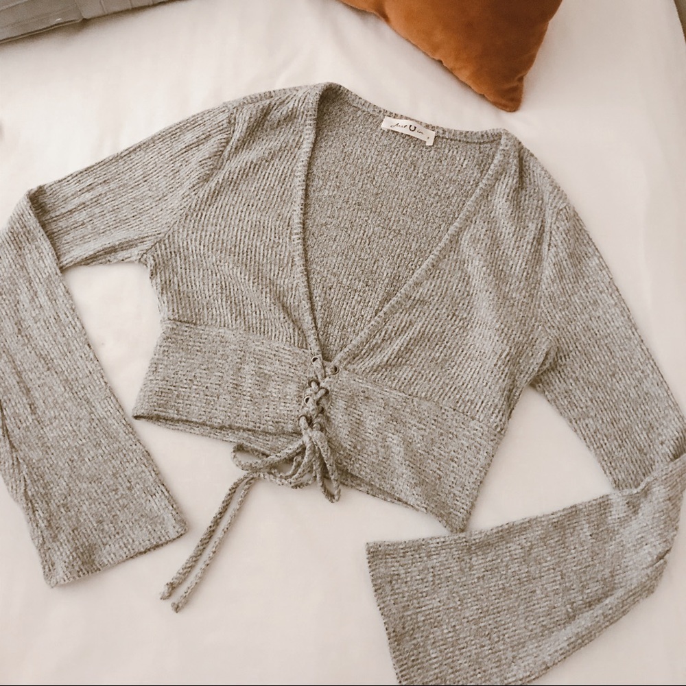 Gray Longsleeve Lace Front Crop Top